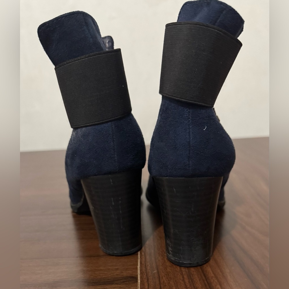 Navy Blue Suede 3 in High Heel Boot, Attention size 8 with elastic bands & stud - Picture 4 of 6